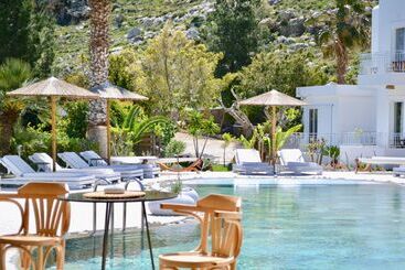 Caesars Gardens Hotel & Spa   Adults Only