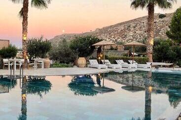 Caesars Gardens Hotel & Spa   Adults Only