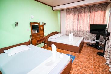 هتل Gracias Inn Boracay