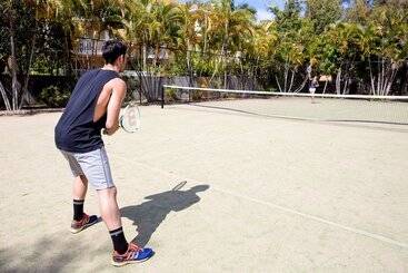 هتل Tallebudgera Creek Tourist Park