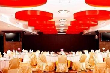 The Sez Hotel Bangsaen