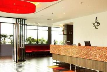 The Sez Hotel Bangsaen