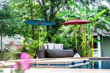 Monoceros Resort