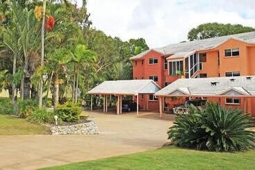 汽车旅馆  Rainbow Sands Resort