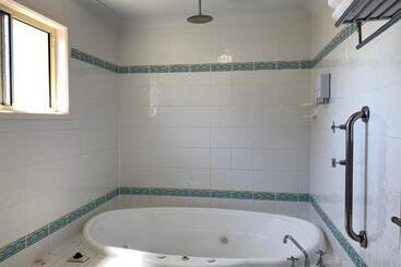 مُتل Silo Motor Inn Biloela