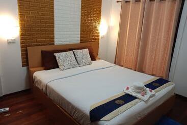 پانسیون Holiday Resort   Sha Plus