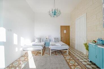 پانسیون Point De Vue Guesthouse