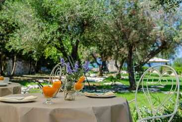 تختخواب و صبحانه Badia Del Casale