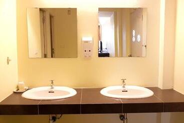 Brookside Valley Resort