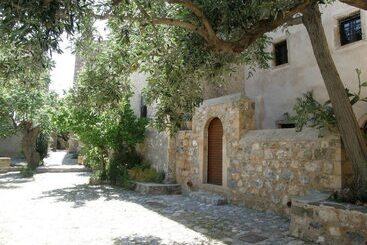 Dorovinis Monemvasia Castlehouses