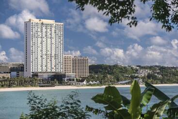 Dusit Thani Guam Resort