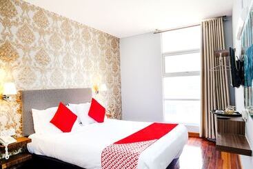 Grand City Hotel II
