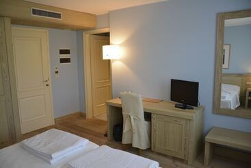 هتل Albergo Vinnaeria La Baita