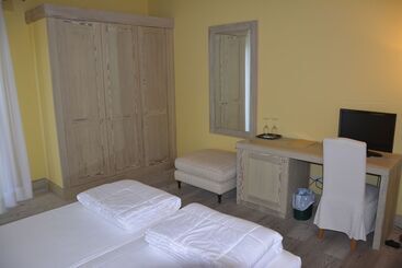 هتل Albergo Vinnaeria La Baita