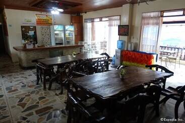 هتل Circon Businessman's Inn