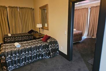 هتل Gateway Motor Inn
