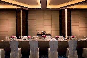 Jw Marriott Hotel Shenzhen Bao An International Airport
