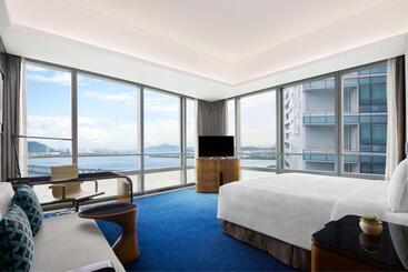 Jw Marriott Hotel Shenzhen Bao An International Airport