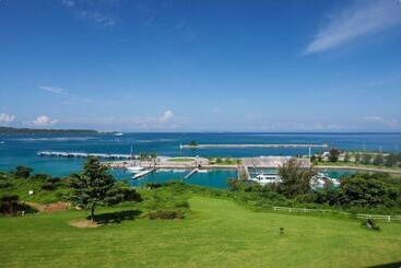 هتل Marinepiazza Okinawa