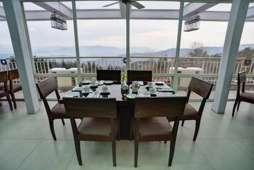 هتل Pearl Continental Bhurban