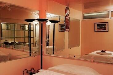 هتل Perla Hôtel