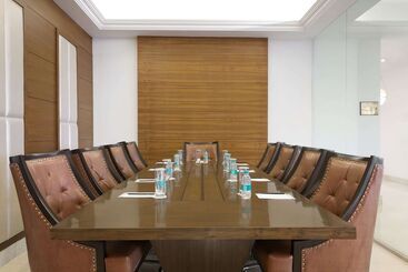 هتل Ramada Plaza By Wyndham Chandigarh Zirakpur