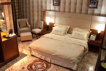 هتل Royal Suites