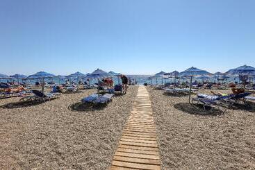هتل Mare Blue