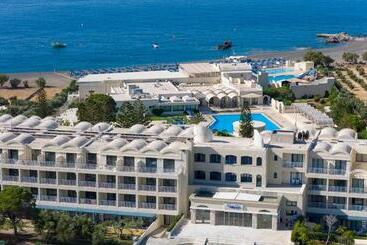 هتل Mare Blue