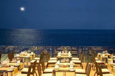 هتل Mare Blue