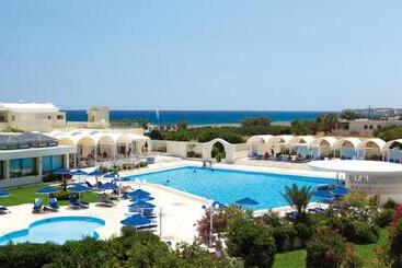 هتل Mare Blue