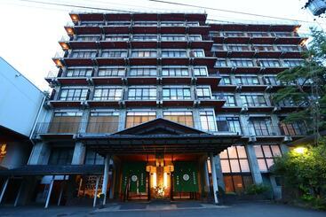 酒店 Yorozuya