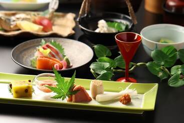 酒店 Yorozuya