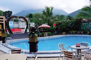 Zamzam Hotel And Resort
