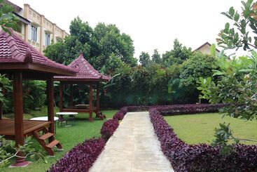 Zamzam Hotel And Resort