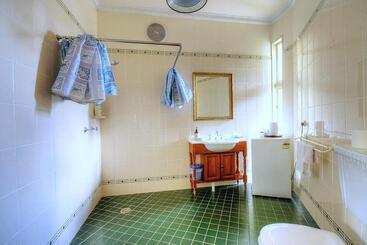 پانسیون Melville House Bed And Breakfast