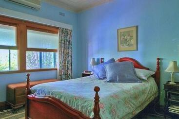پانسیون Melville House Bed And Breakfast