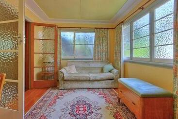 پانسیون Melville House Bed And Breakfast