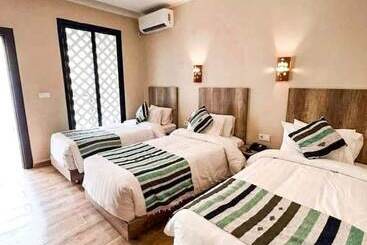 هتل Bladi Palace Taghit