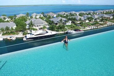 Hilton At Resorts World Bimini
