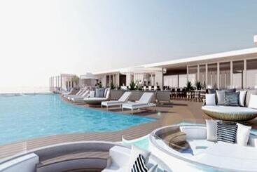 Hilton At Resorts World Bimini