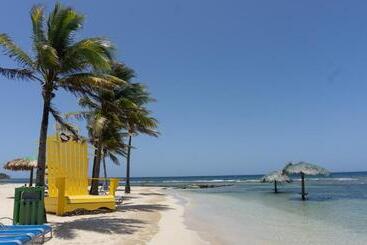 هتل Las Palmas Beach