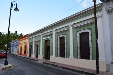 هتل La Merced