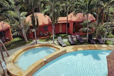 هتل Panglao Chocolate Hills Resort