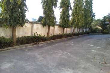 هتل Sutha Garden Resort Hat Yai