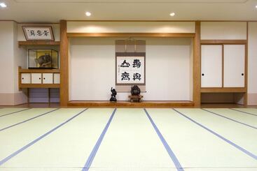 هتل Yuzawa Yuzawa