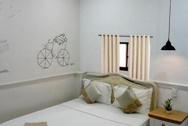 Khoi Hostel