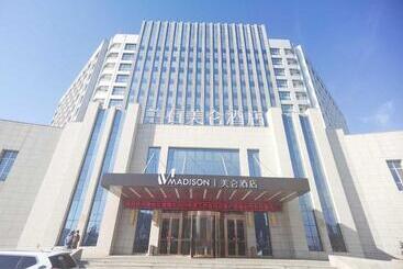 هتل Madison Lanzhou Lanshi Zhongchuan Airport