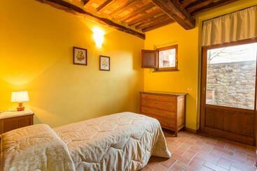 هتل Tenuta Di Monaciano