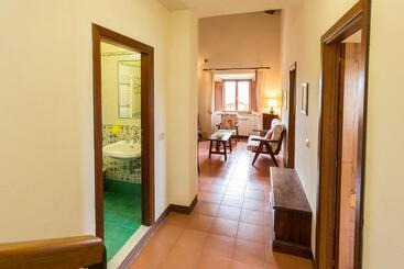 هتل Tenuta Di Monaciano